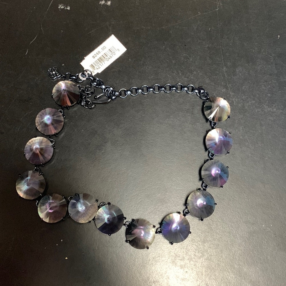 Kendra Scott necklace